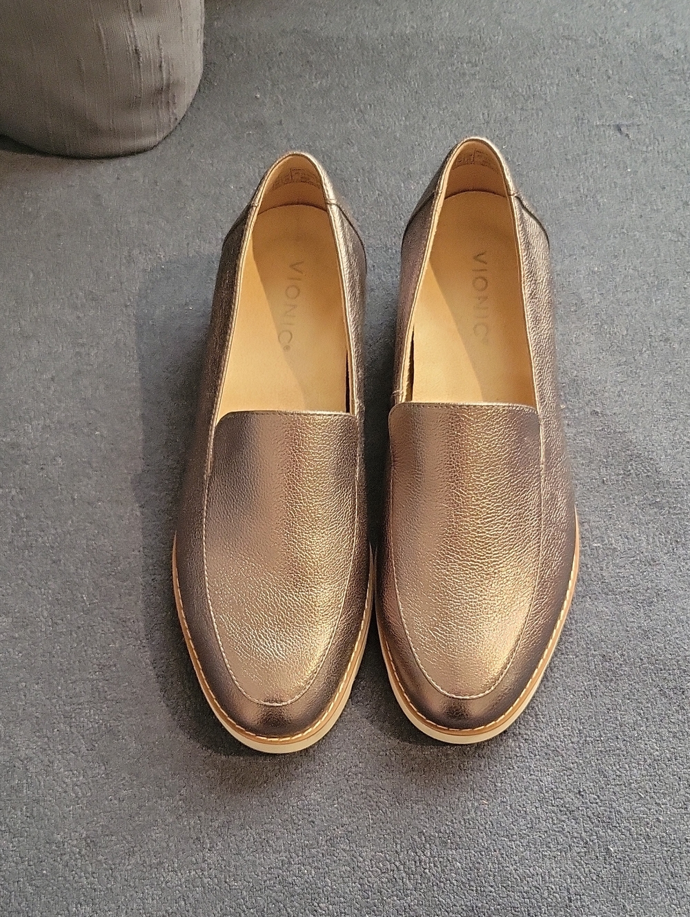 Vionic Kensley Orthotic Leather Metallic Pewter Loafer Slip On Shoes 8.5
